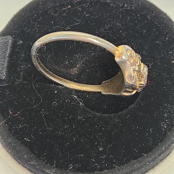 Antique Victorian Revival Ring - Picture 4 of 9